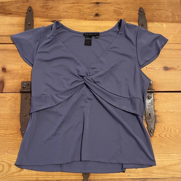 Parallel Top SZ L 🌸🌸 - Picture 1 of 7